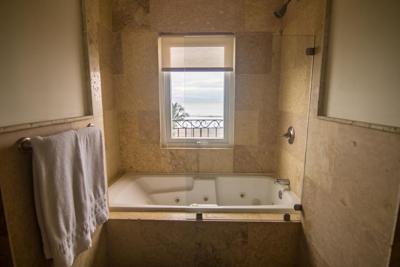 Acqua Residences 406 Ocean Front View Хако Экстерьер фото
